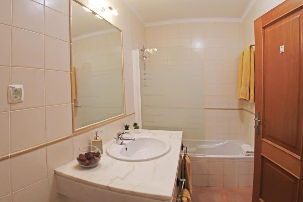 Ml Central Vila Apartment Carvoeiro  Eksteriør bilde